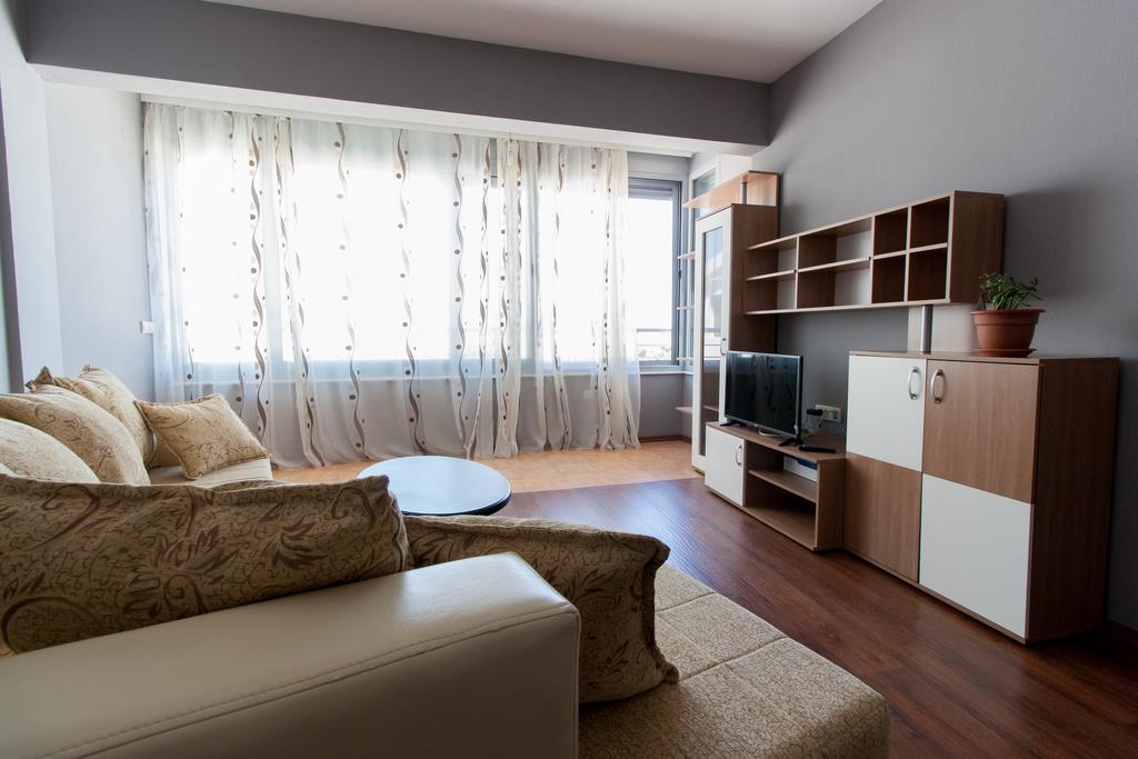 Art I Apartments Улцинь Екстер'єр фото