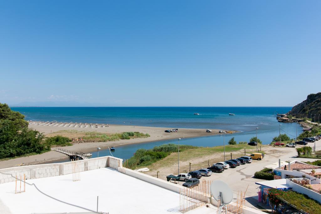 Art I Apartments Улцинь Екстер'єр фото